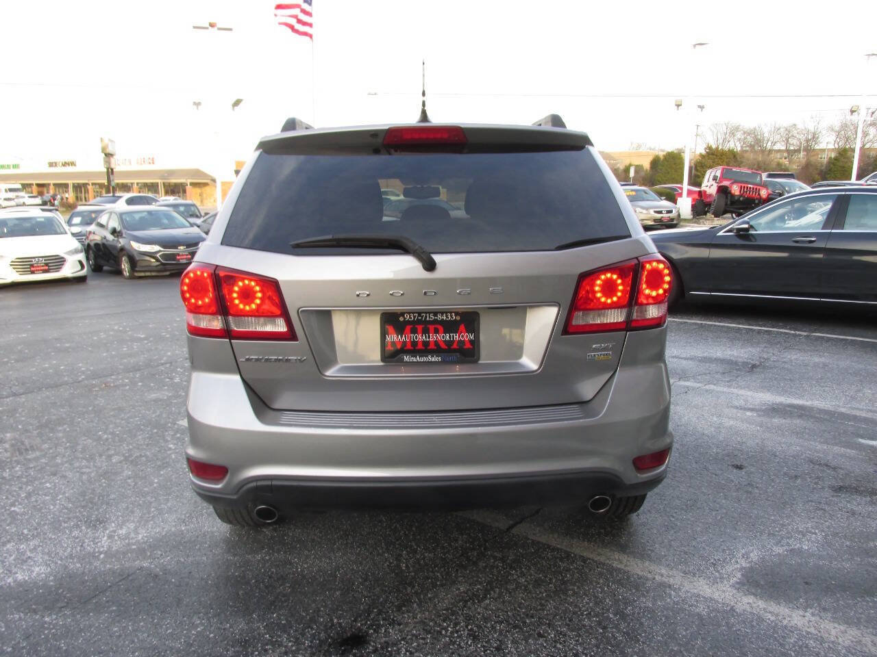 Used 2015 Dodge Journey SXT w/ Flexible Seating Group FWD image 4