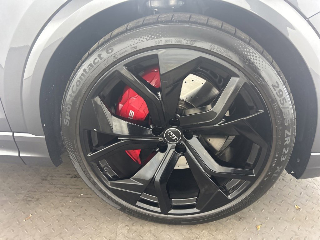 Used 2024 Audi RS Q8 image 32