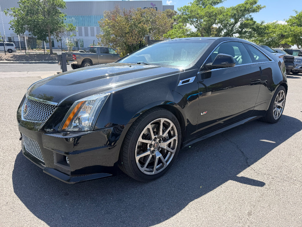 Used 2011 Cadillac CTS V RWD image 1