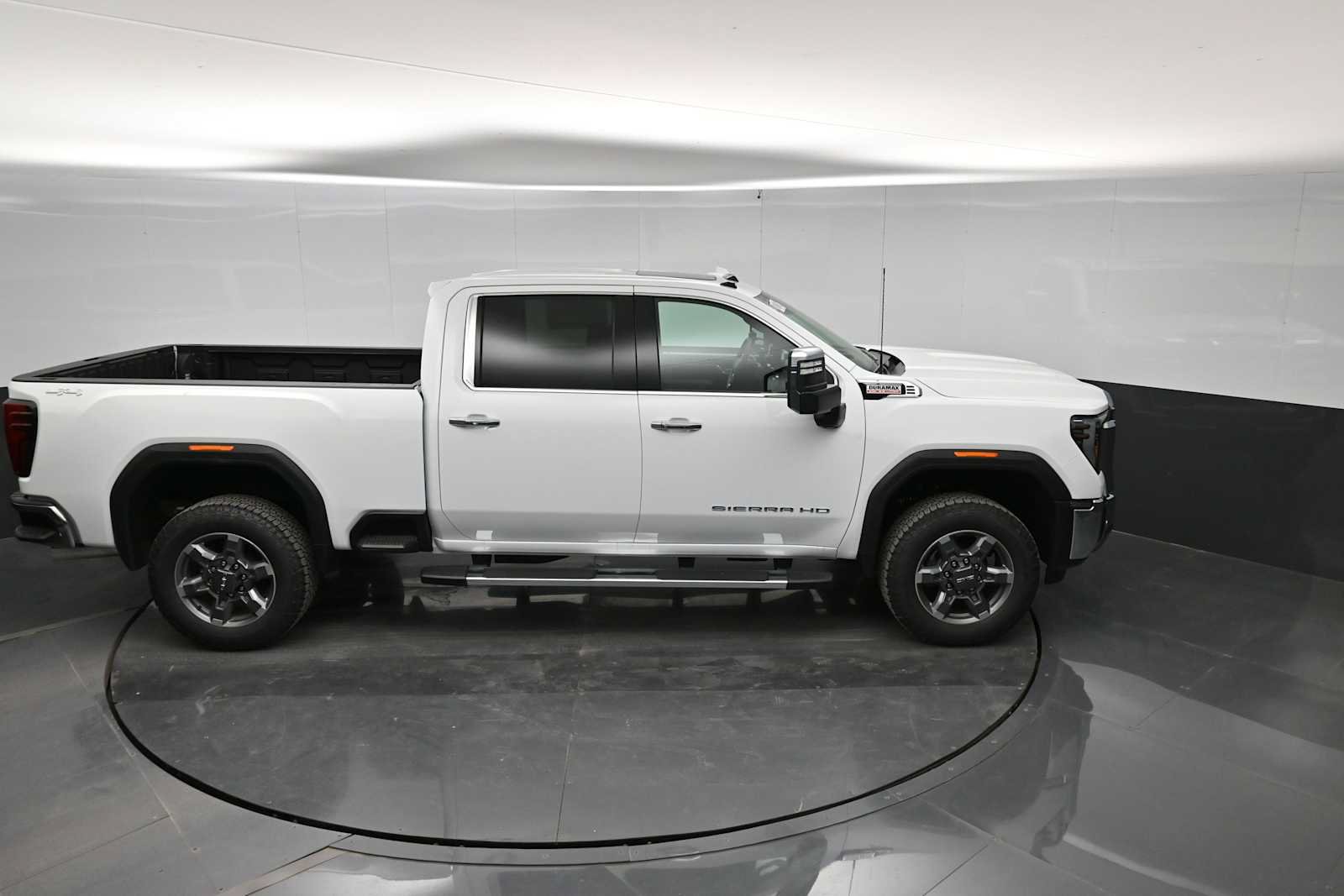 New 2026 GMC Sierra 2500 SLT w/ SLT Premium Package AWD/4WD image 33