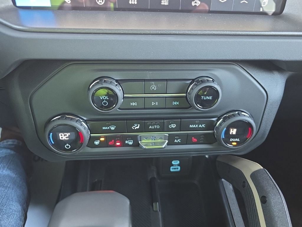 New 2025 Ford Bronco Badlands image 21