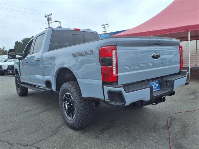 New 2025 Ford F250 Lariat w/ Lariat Ultimate Package image 4