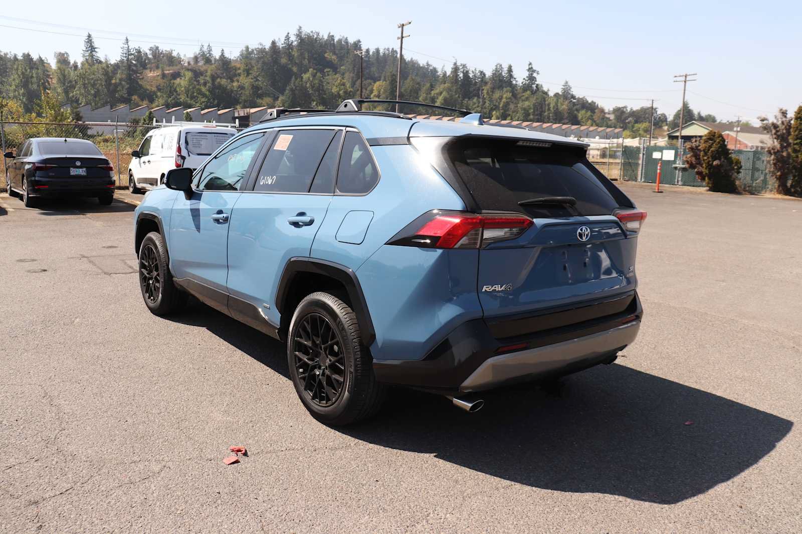 Used 2022 Toyota RAV4 SE w/ Convenience Package AWD/4WD image 7