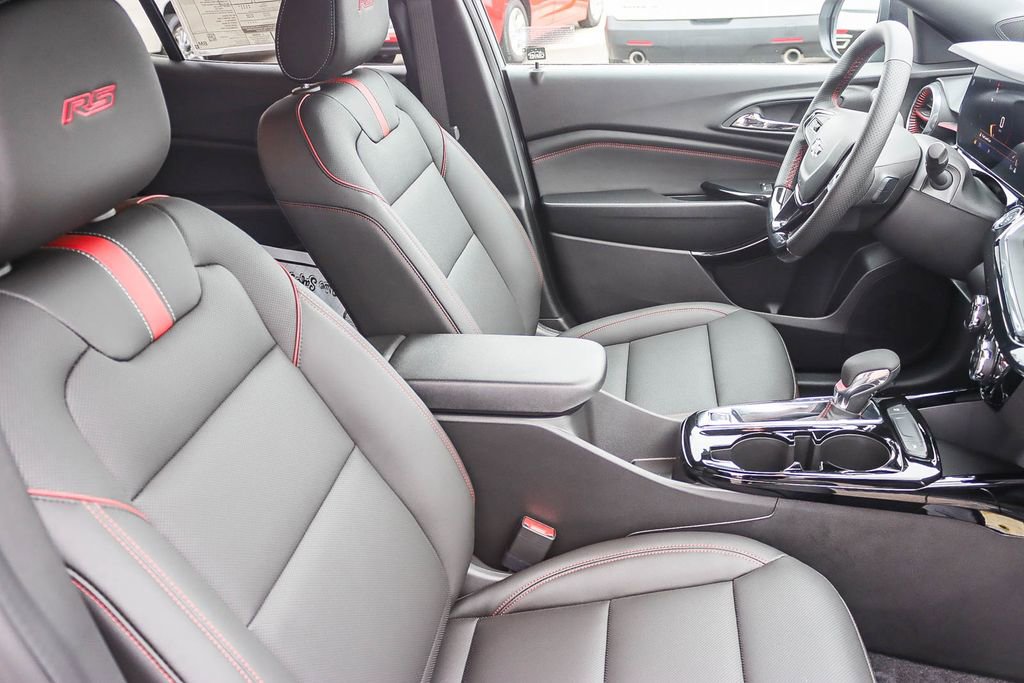 New 2026 Chevrolet Trax RS image 15