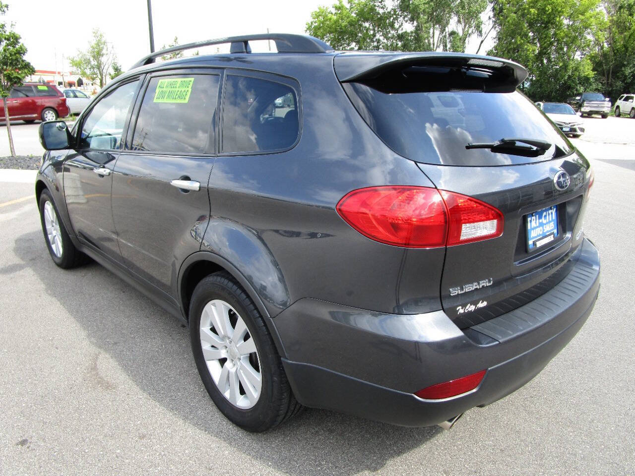 Used 2008 Subaru Tribeca Limited AWD/4WD image 4