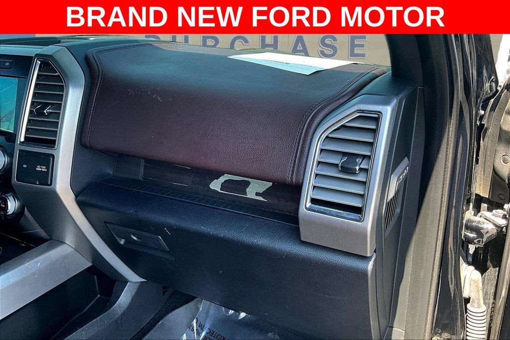Used 2016 Ford F150 Platinum w/ Equipment Group 701A Luxury AWD/4WD image 28