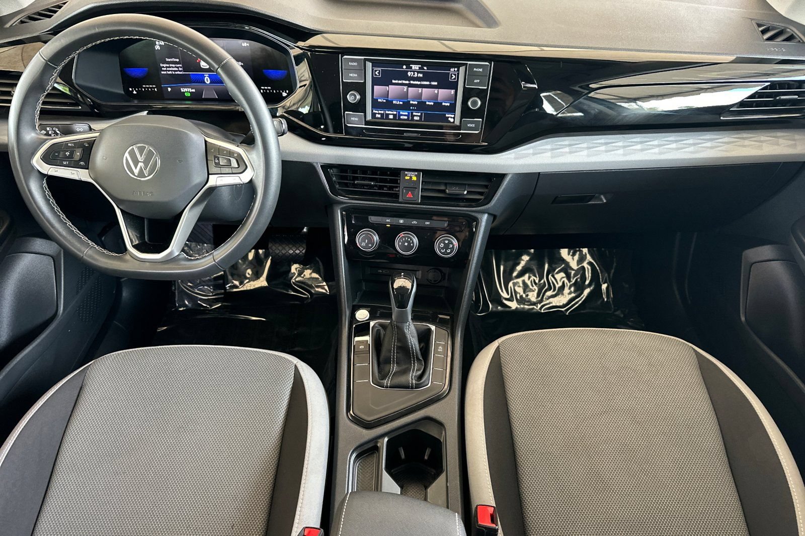 Used 2024 Volkswagen Taos S FWD image 12