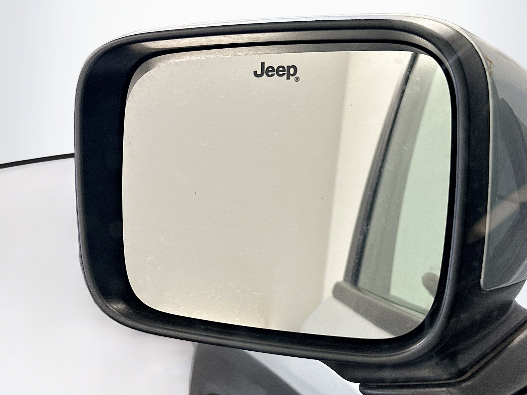 Used 2017 Jeep Renegade Latitude AWD/4WD image 16