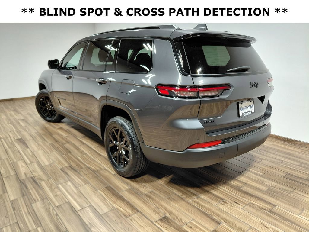 Used 2024 Jeep Grand Cherokee L Laredo AWD/4WD image 10