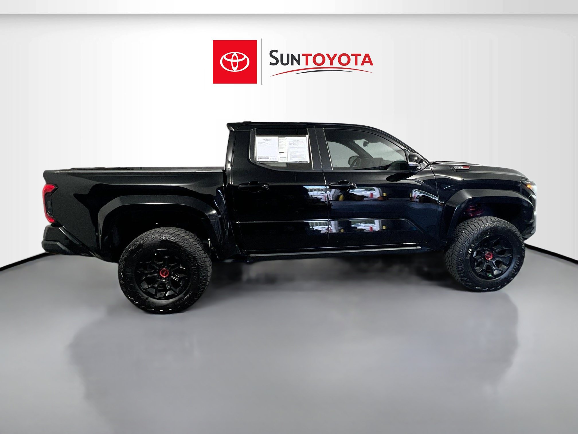 Used 2024 Toyota Tacoma TRD Pro AWD/4WD image 2