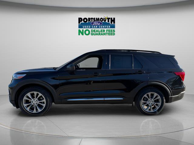 Used 2022 Ford Explorer XLT w/ Equipment Group 202A AWD/4WD image 2