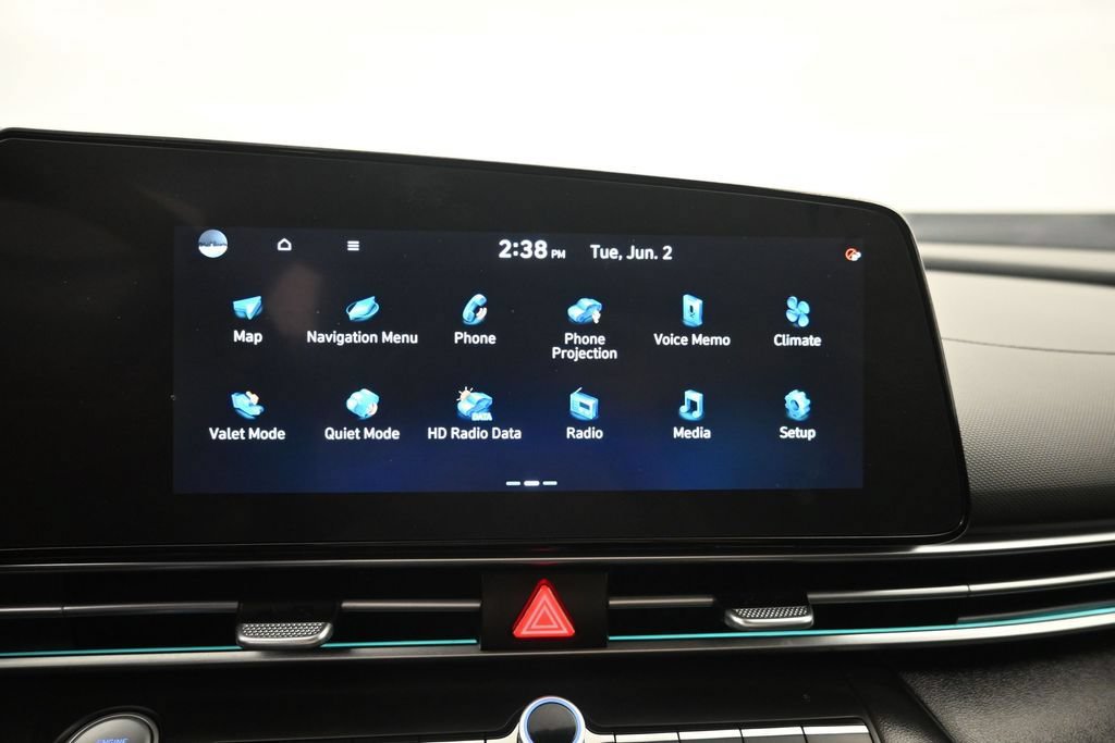 Used 2024 Hyundai Elantra SEL FWD image 14