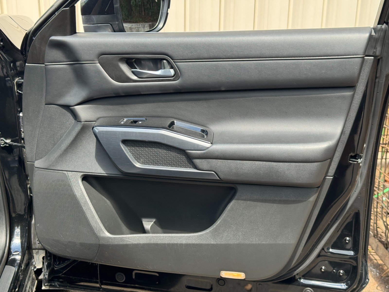 Used 2022 Nissan Pathfinder SL FWD image 42
