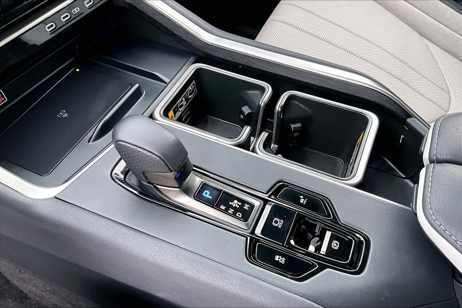 Certified 2026 Lexus TX 500h AWD w/ Technology Package image 15