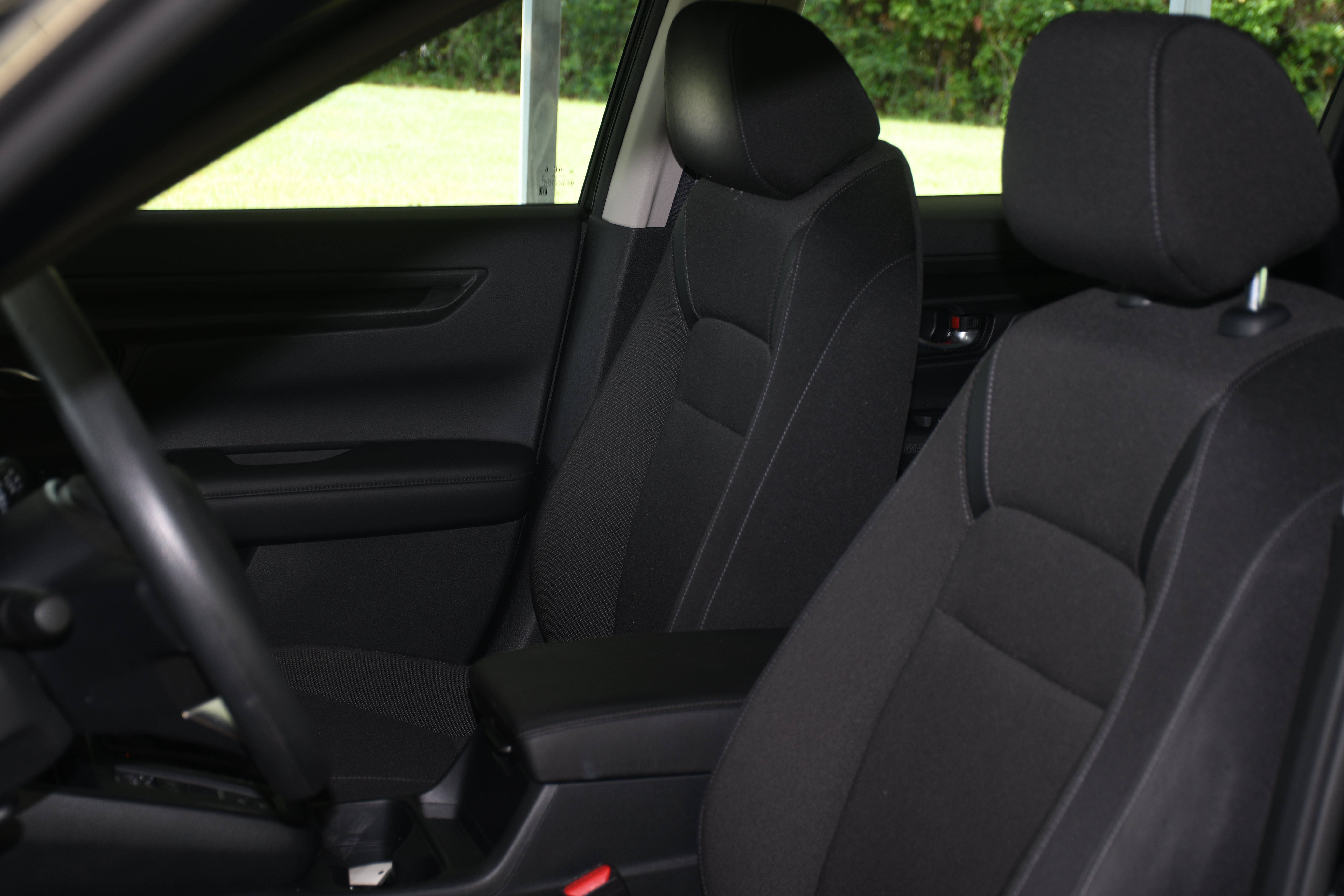 Used 2025 Honda CR-V EX-L image 11