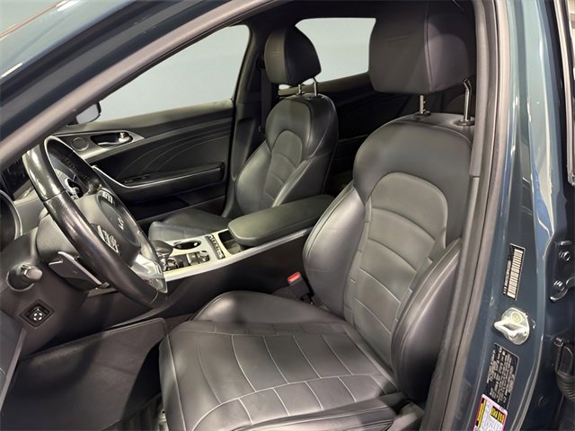 Used 2023 Kia Stinger GT2 image 11