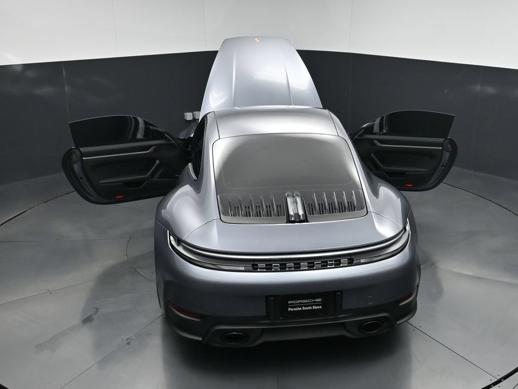 Certified 2026 Porsche 911 Carrera RWD image 31