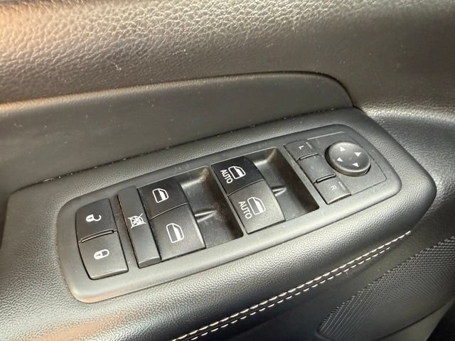 Used 2017 Jeep Grand Cherokee Limited AWD/4WD image 24