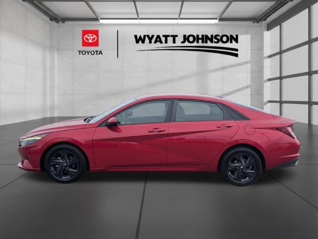 Used 2023 Hyundai Elantra SEL FWD image 4