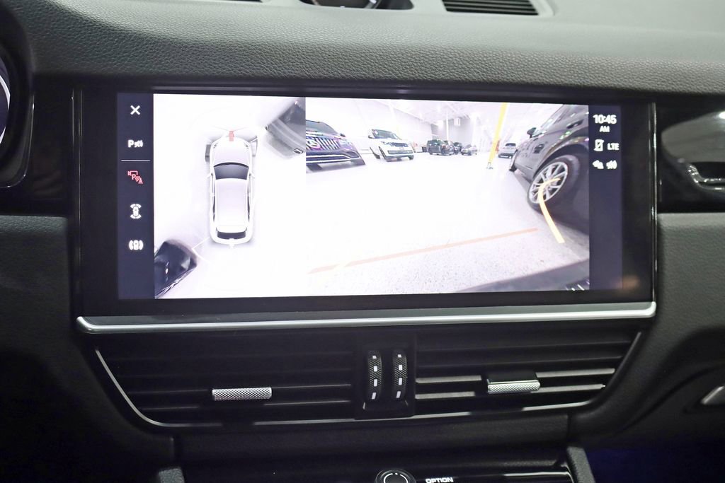 Used 2023 Porsche Cayenne image 19