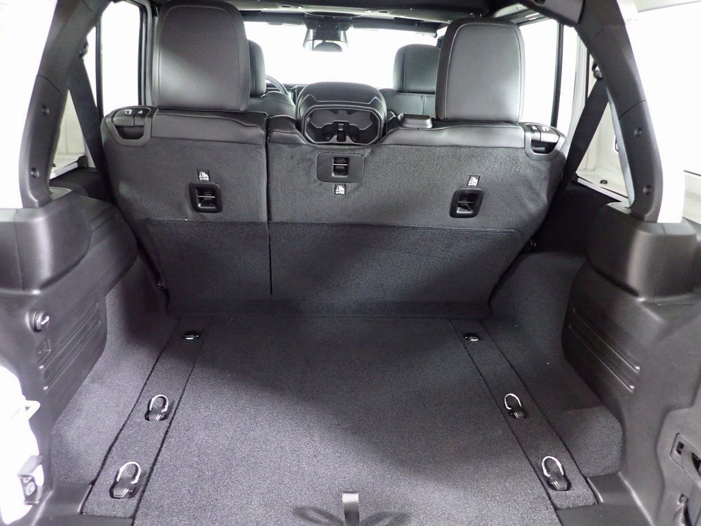 New 2026 Jeep Wrangler Unlimited Rubicon image 14