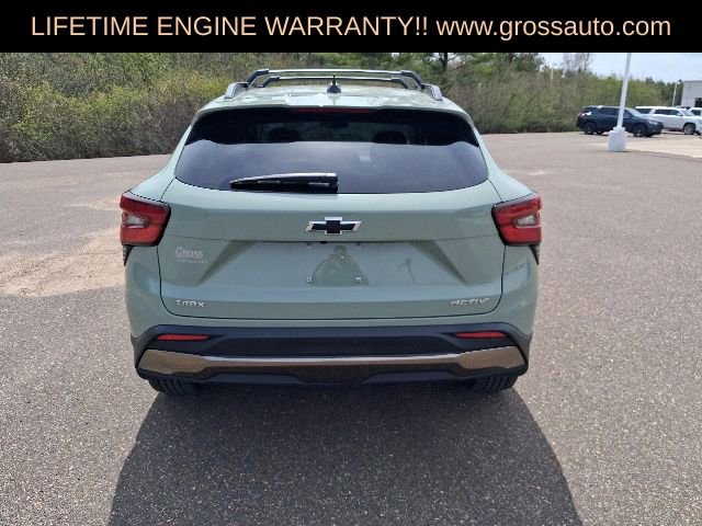 Used 2025 Chevrolet Trax ACTIV w/ Sunroof Package FWD image 7