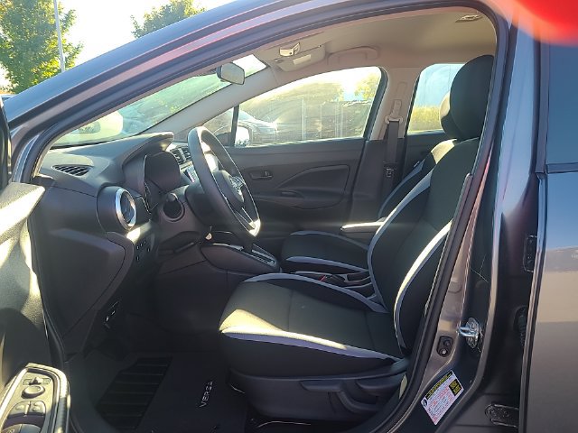New 2025 Nissan Versa S w/ Trunk Package FWD image 12