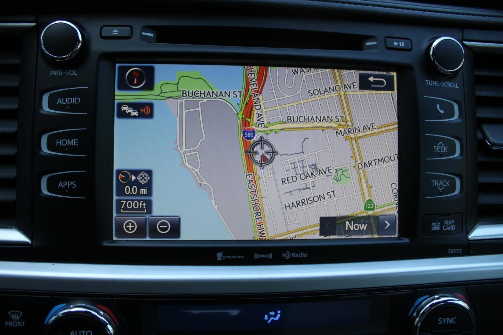 Used 2017 Toyota Highlander XLE image 19