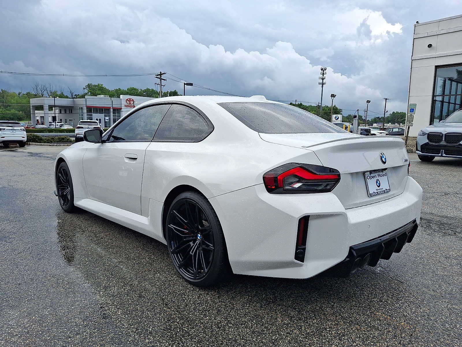 Used 2024 BMW M2 w/ Lighting Package RWD image 4