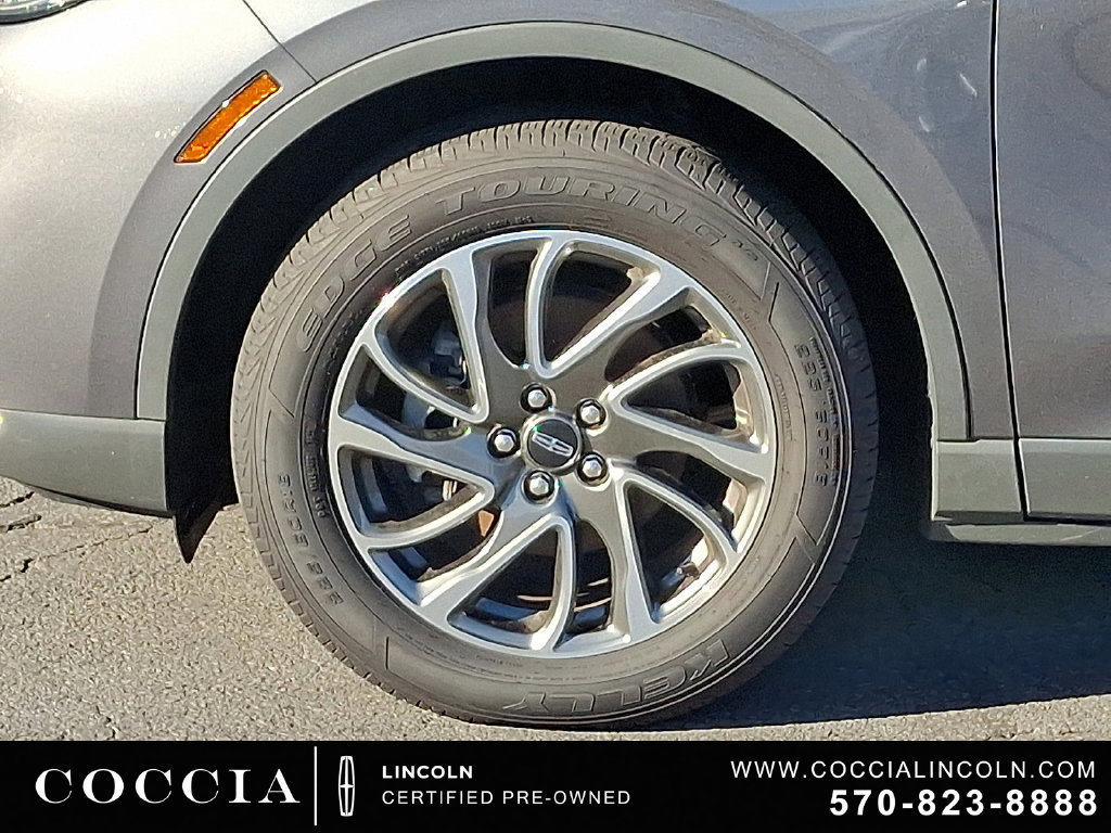 Used 2022 Lincoln Corsair AWD w/ Equipment Group 101A image 8