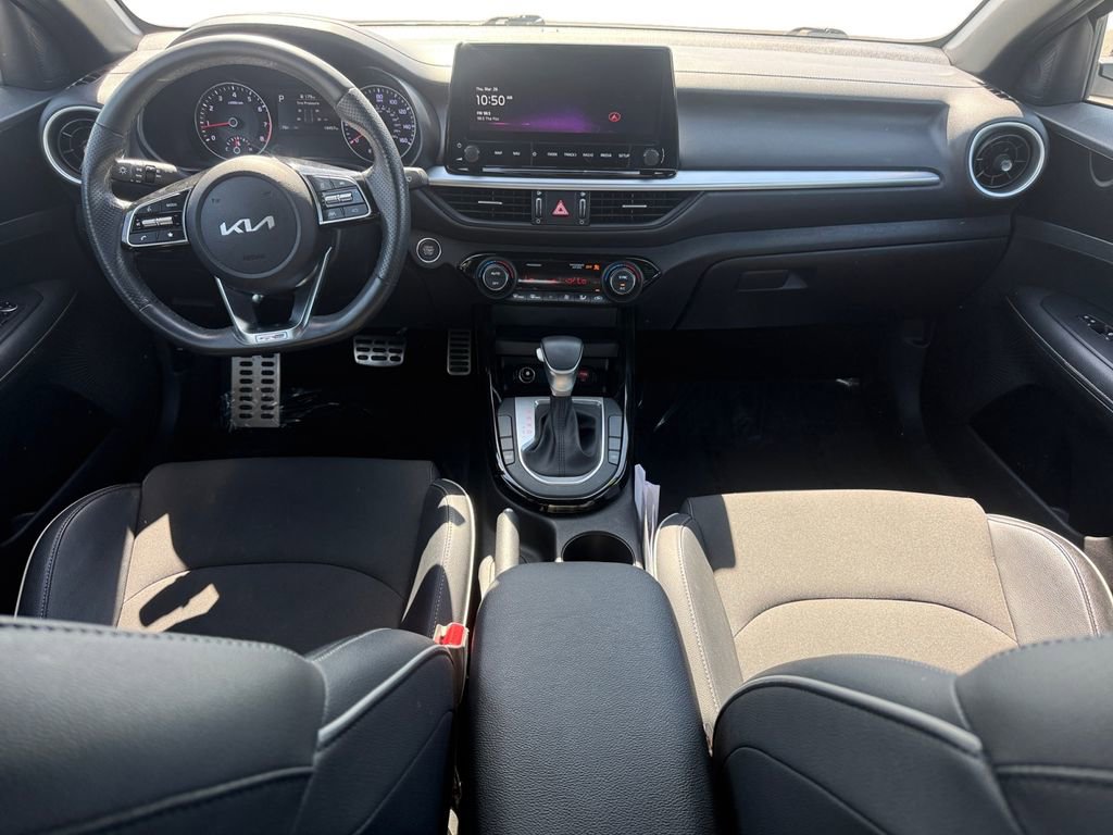 Used 2023 Kia Forte GT-Line image 12