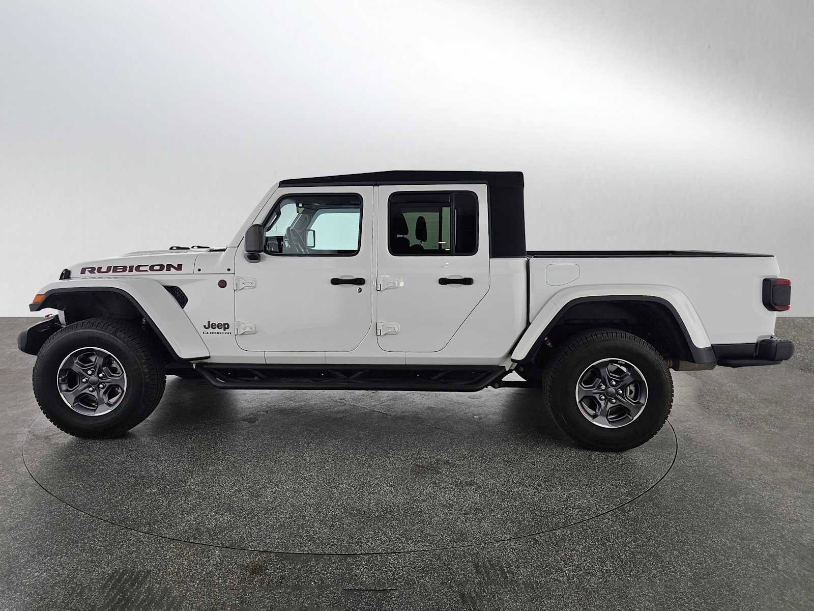 Used 2020 Jeep Gladiator Rubicon image 2