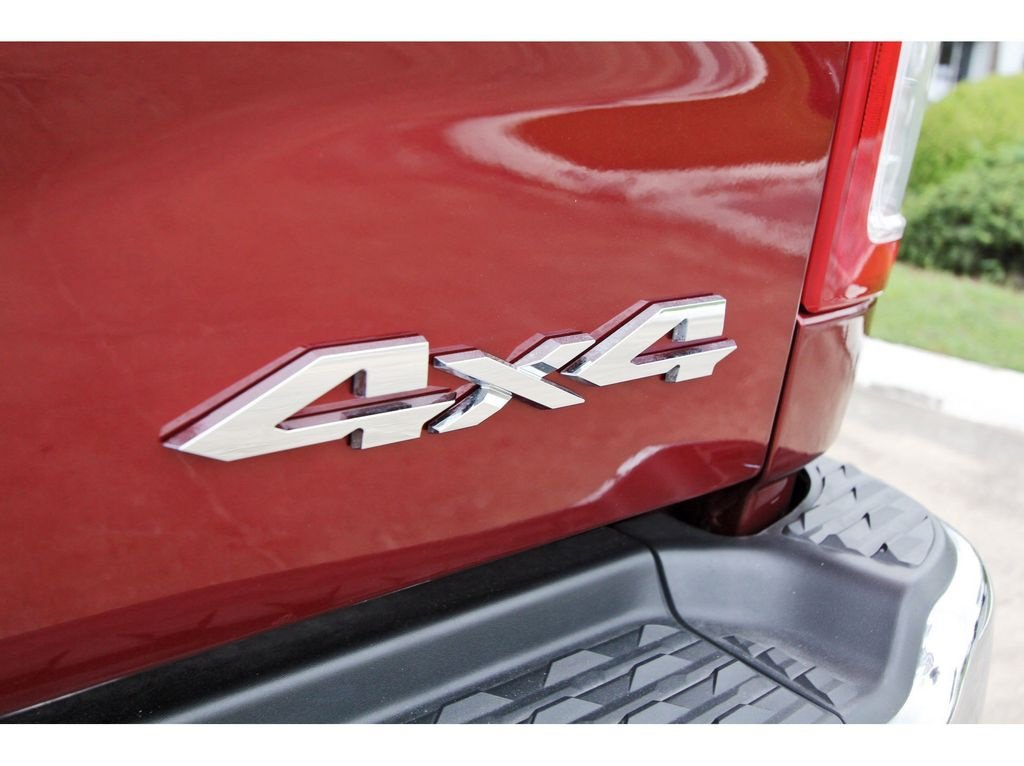Used 2024 RAM 2500 Tradesman w/ Chrome Appearance Group AWD/4WD image 26