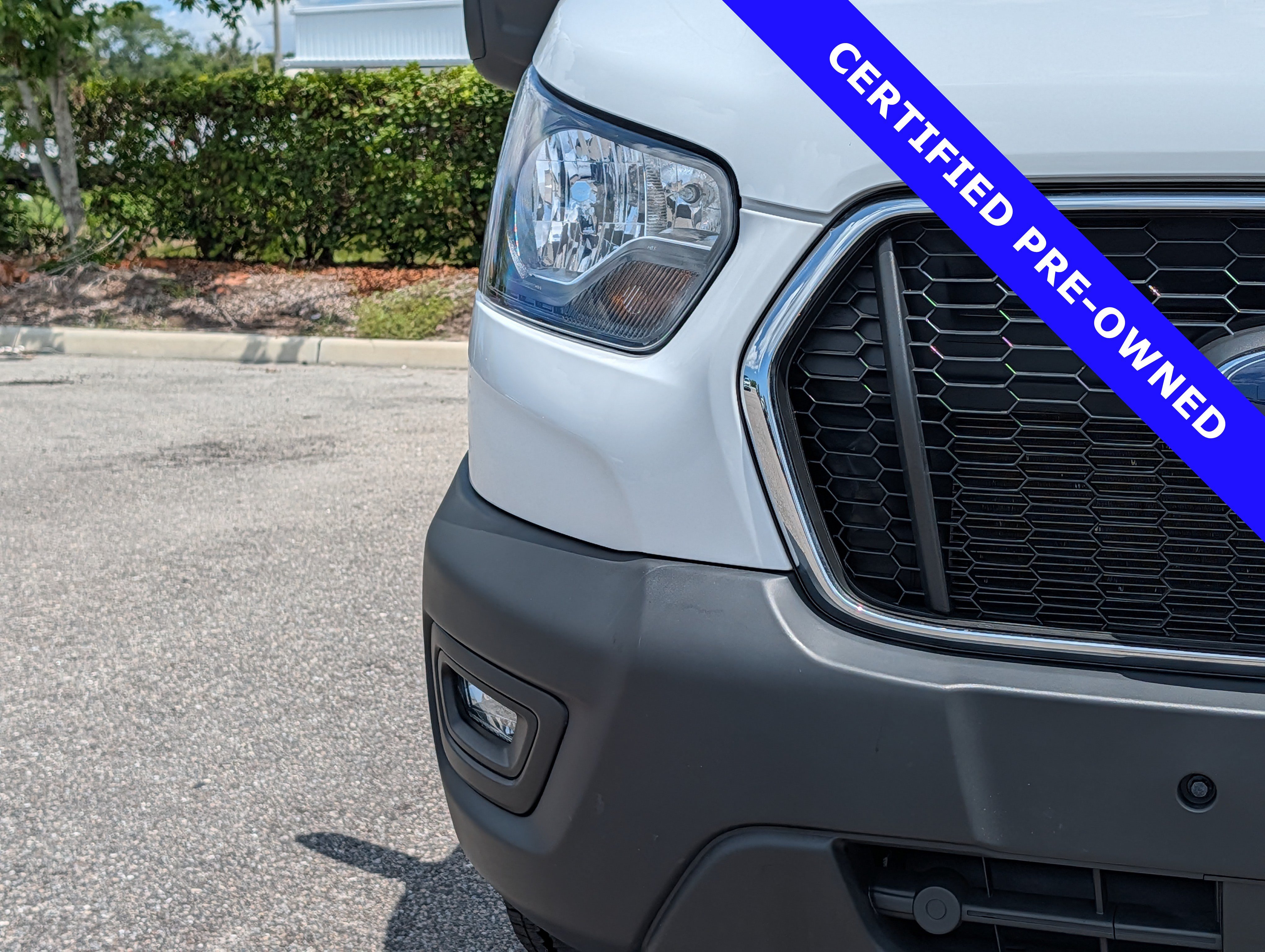 Certified 2025 Ford Transit 250 Low Roof w/ Exterior Upgrade Package RWD image 9