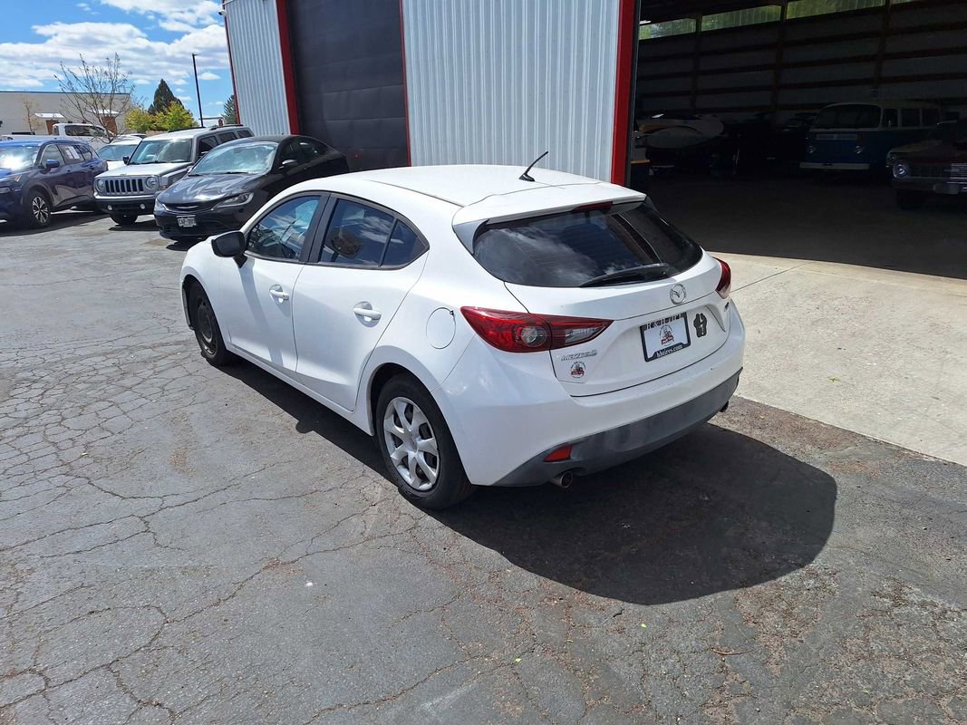 Used 2016 MAZDA MAZDA3 i Sport FWD image 6