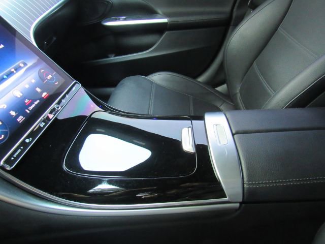 Used 2024 Mercedes-Benz C 300 Sedan image 41