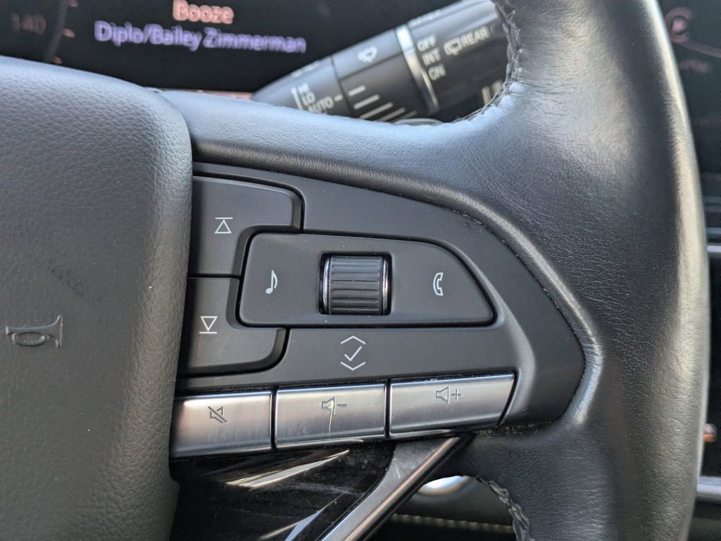 Used 2021 Cadillac Escalade Sport w/ Driver Assist Tech Package image 33