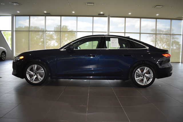 Used 2025 Audi A5 2.0T Premium Plus w/ Premium Plus AWD/4WD image 7