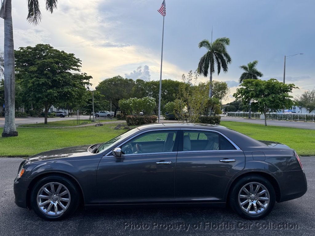 Used 2013 Chrysler 300 C RWD image 13