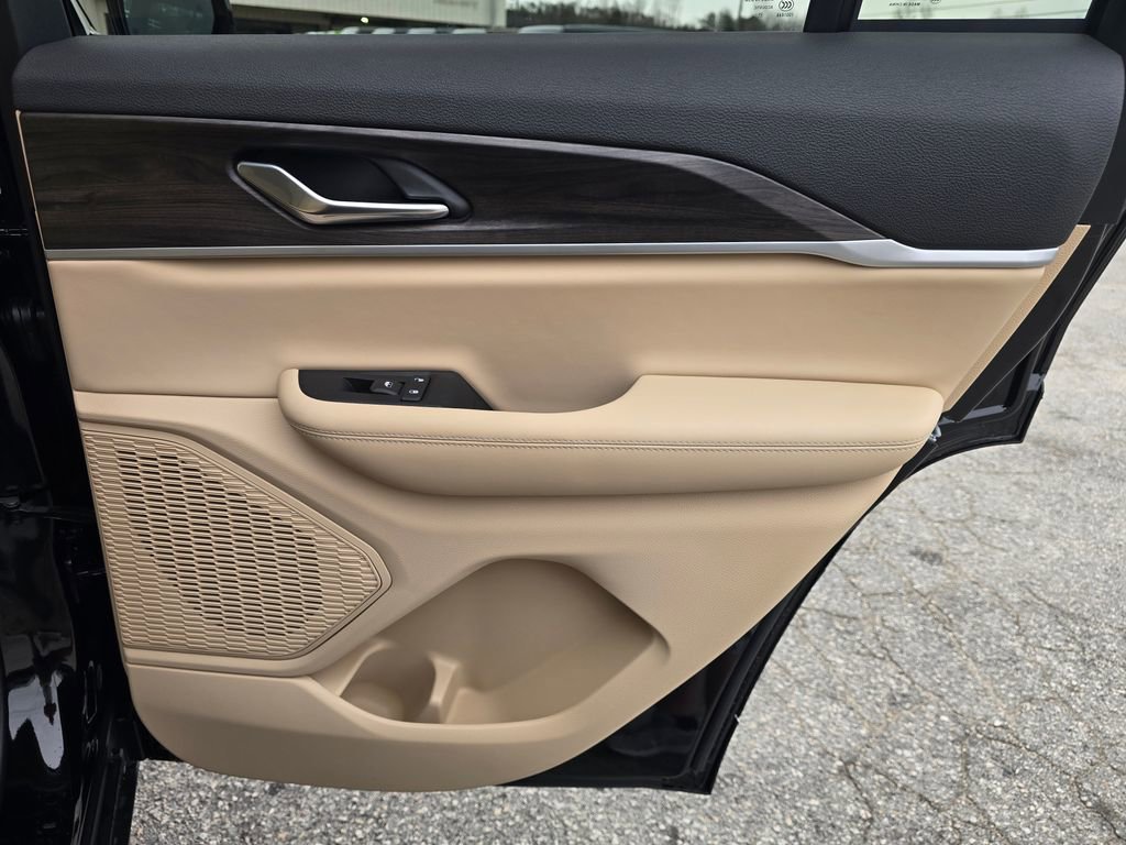 New 2025 Jeep Grand Cherokee Limited AWD/4WD image 41