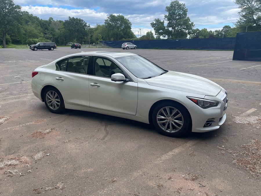 Used 2016 INFINITI Q50 3.0t Premium w/ Driver Assistance Package RWD image 35