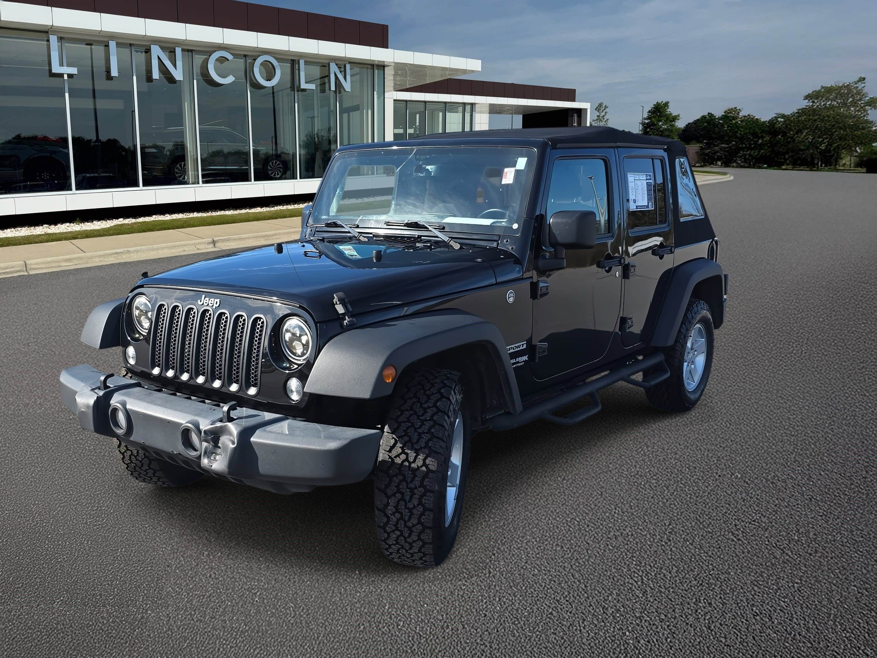 Used 2018 Jeep Wrangler Unlimited Sport S image 1
