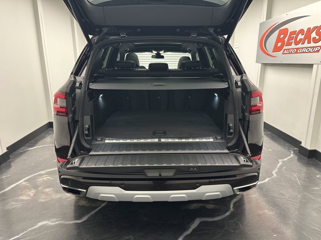 Used 2023 BMW X5 xDrive45e image 28