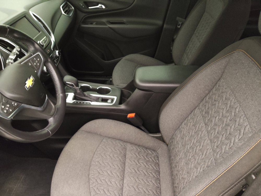 Used 2022 Chevrolet Equinox LT w/ Driver Convenience Package AWD/4WD image 17