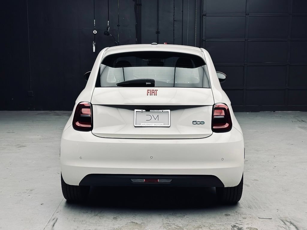 Used 2024 FIAT 500 e (RED) FWD image 6