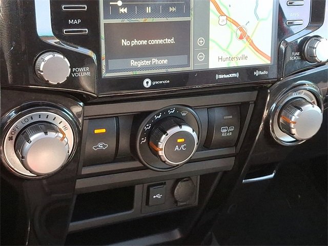 Used 2021 Toyota 4Runner Venture w/ Moonroof Package image 16