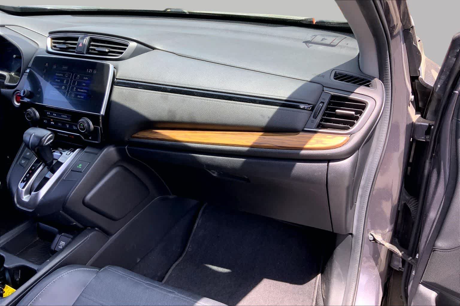 Used 2018 Honda CR-V Touring image 19