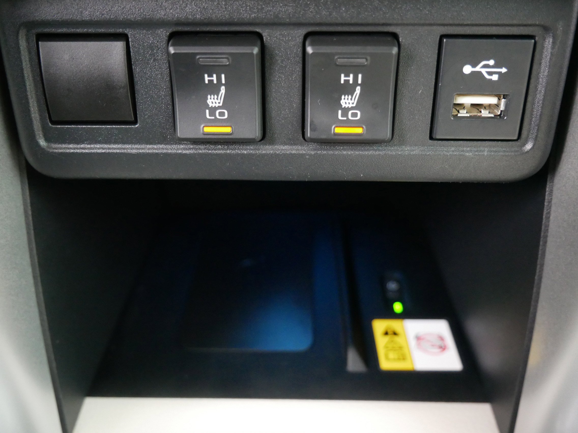 Used 2022 Toyota Corolla Cross XLE image 30