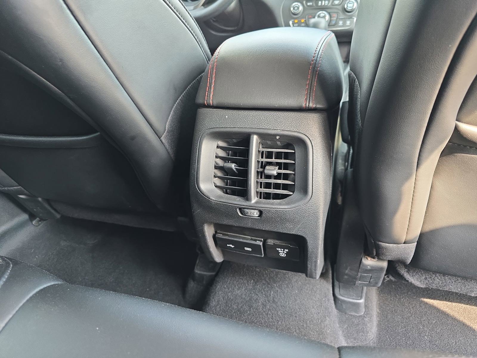 Used 2020 Jeep Cherokee Trailhawk w/ Cold Weather Group image 13