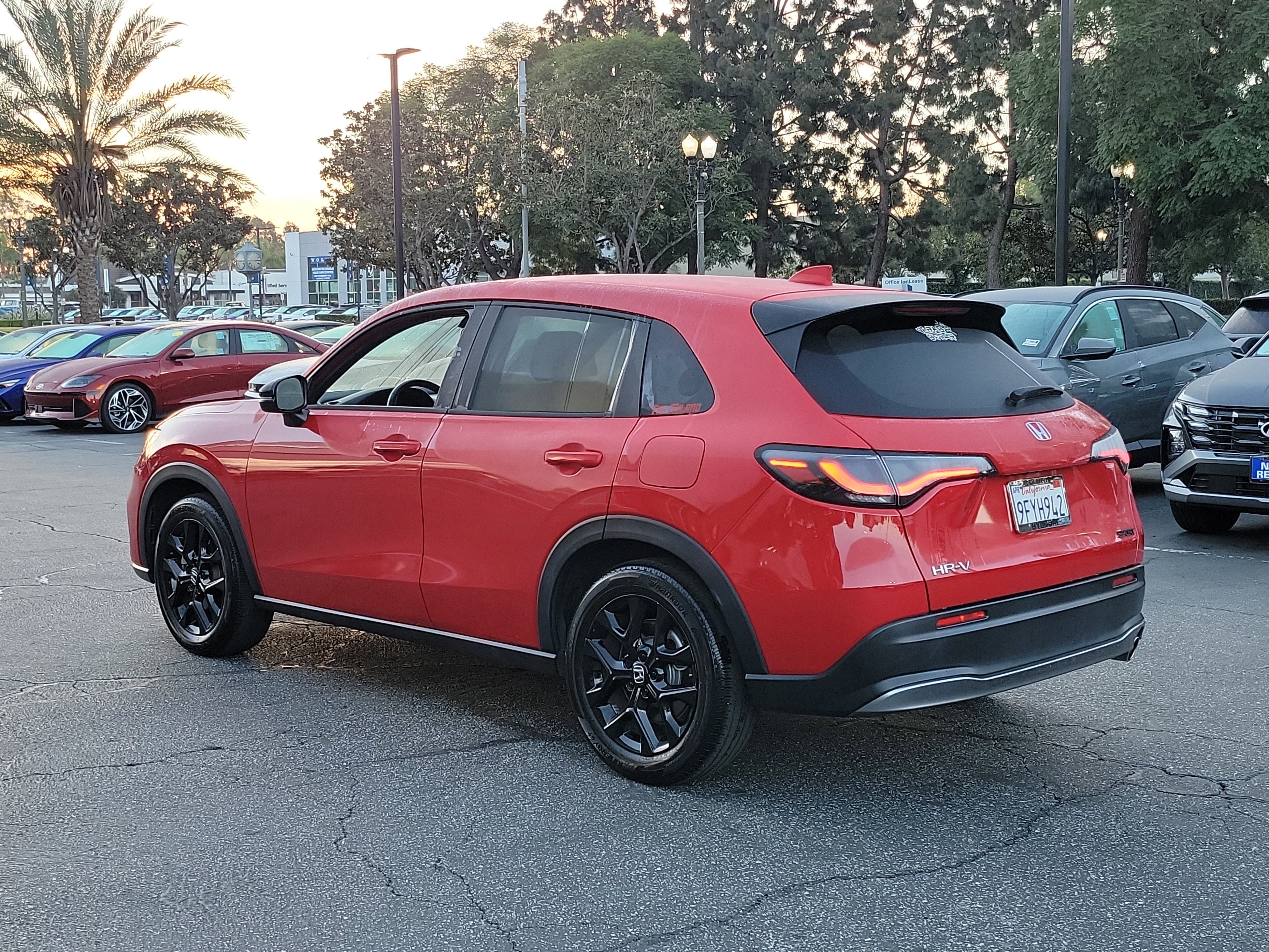 Used 2023 Honda HR-V Sport image 29